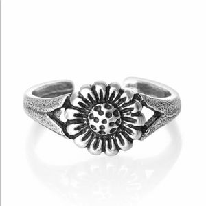 Sterling Silver Sunflower Bohemian Toe Ring
